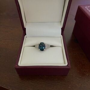 Helzberg diamonds ring